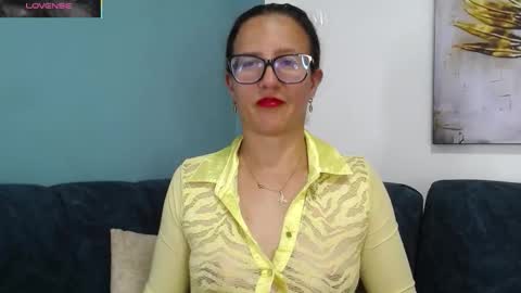 Snapshot of sara_marrisson chatting on March 2, 9:43 pm Sara online show from March 2, 9:43 pm