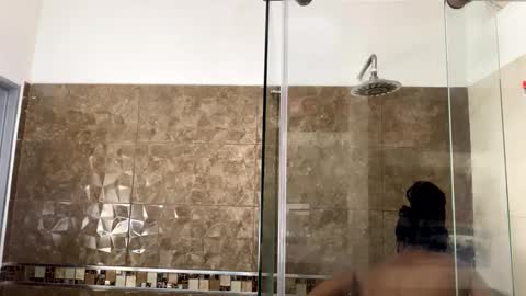Snapshot of sara_muscle chatting on September 13, 5:24 pm Sara online show from September 13, 5:24 pm