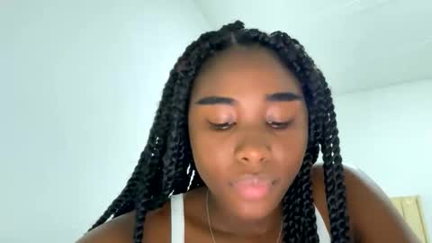 Snapshot of sara_muscle chatting on September 14, 10:09 pm Sara online show from September 14, 10:09 pm