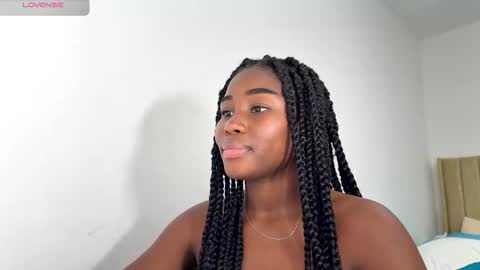 Snapshot of sara_muscle chatting on September 24, 12:36 am Sara online show from September 24, 12:36 am