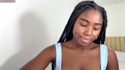 Snapshot of sara_muscle chatting on September 24, 9:40 pm Sara online show from September 24, 9:40 pm