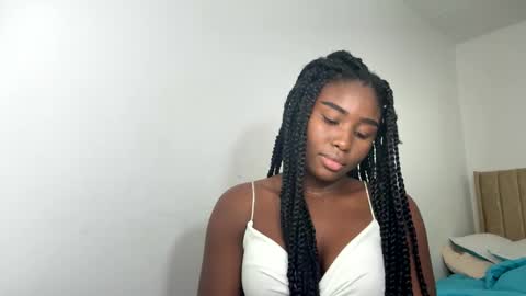 Snapshot of sara_muscle chatting on September 29, 4:17 am Sara online show from September 29, 4:17 am