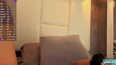 Snapshot of sara_puerta__ chatting on February 21, 7:04 pm Sara online show from February 21, 7:04 pm