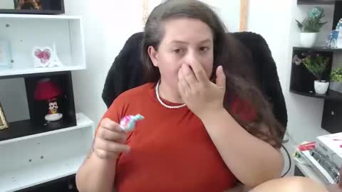 Snapshot of sara_thonson_ chatting on March 12, 9:12 am sara_thonson_ online show from March 12, 9:12 am