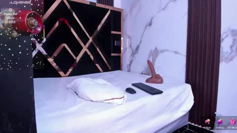 sara_tourner online show from October 12, 10:36 am