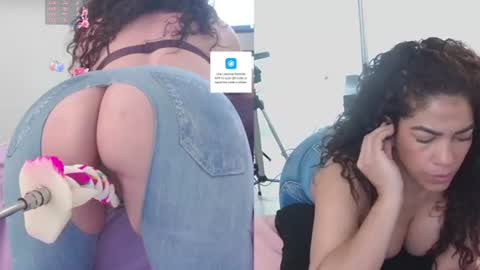 Snapshot of sara_velez_40 chatting on July 4, 9:59 am sara velez online show from July 4, 9:59 am