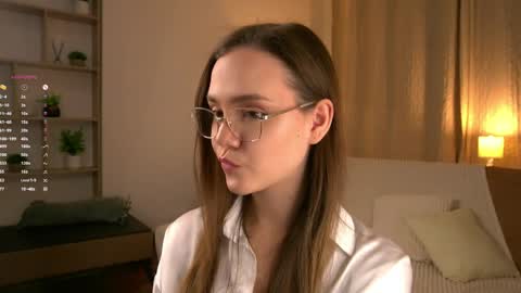 Im Sara  online show from March 29, 7:58 pm