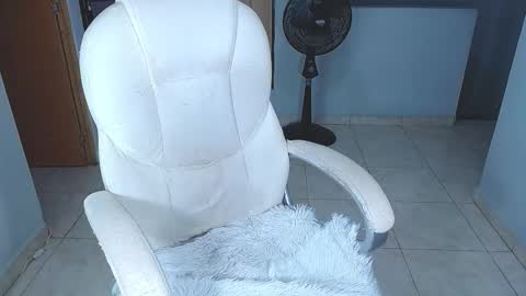 Sara online show from October 14, 5:58 pm