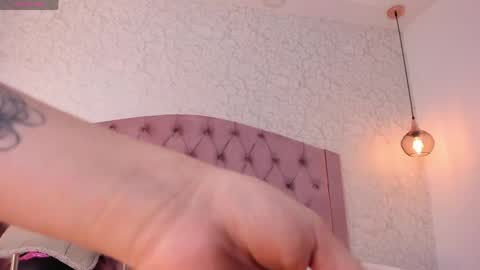 Sara  online show from April 5, 6:49 pm