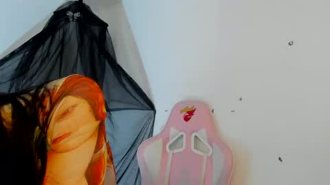 Sarah Ramirez online show from January 17, 10:11 am