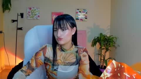 Sarah Ramirez online show from February 7, 6:24 pm