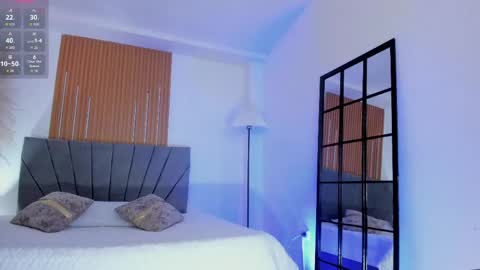 saraa_stormy online show from April 16, 7:25 pm