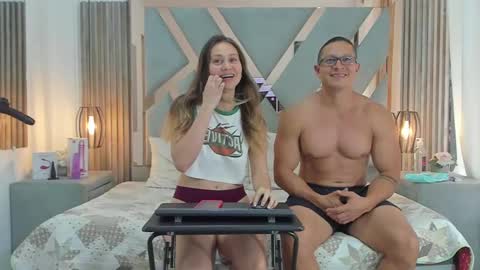 saraANDyoni online show from January 24, 5:21 pm