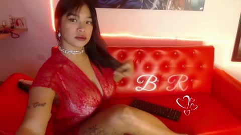 SARAHGIL online show from December 29, 12:09 am