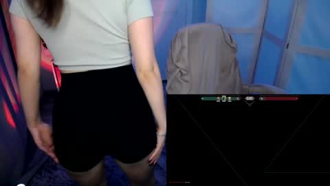Sara online show from December 14, 3:04 pm