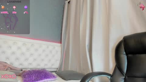   online show from January 9, 10:31 am