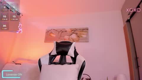 sara cavali online show from March 25, 7:31 pm