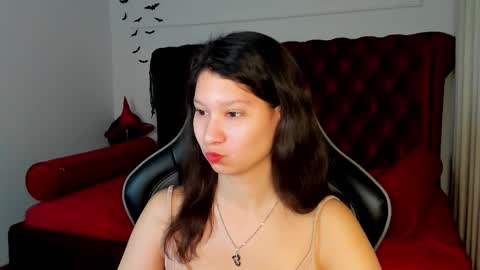 SaraDenars online show from November 11, 7:08 am