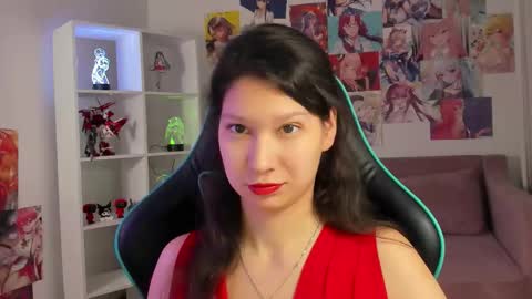 SaraDenars online show from December 5, 6:55 am