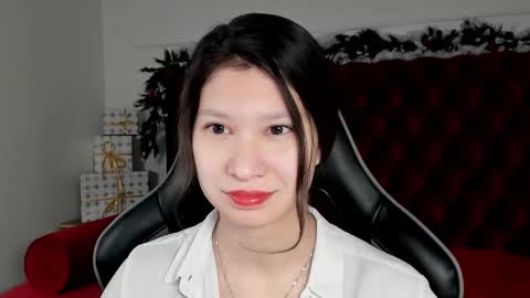 SaraDenars online show from December 16, 4:17 am