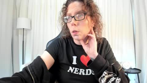 Sara Desire online show from April 2, 12:14 pm