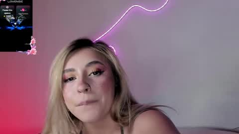 saradiazxxx online show from May 20, 7:36 am