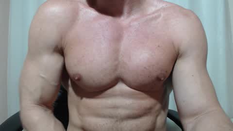 saradorj92 online show from March 28, 1:27 am