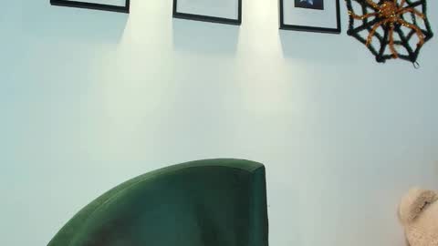 Sara online show from December 15, 5:01 am