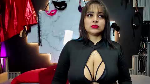 sarah917 online show from December 18, 6:47 pm