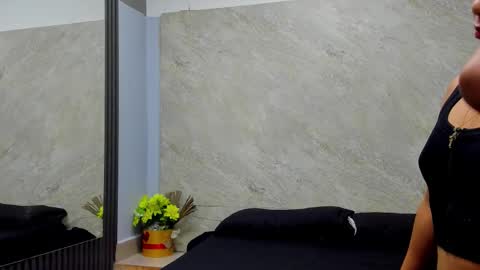 Snapshot of sarah__19 chatting on November 14, 11:53 am Sarah online show from November 14, 11:53 am