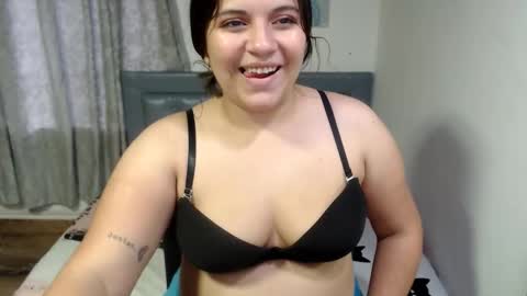 sarah online show from February 7, 9:29 pm