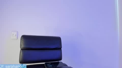 Sarah online show from January 10, 8:32 pm