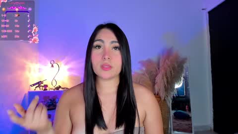 Snapshot of sarah_bali chatting on December 1, 11:47 pm Sarah Valkiria IG Sar lanister online show from December 1, 11:47 pm