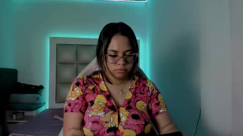 sarah_becker_ online show from February 11, 6:02 pm