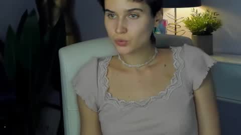 Sarah online show from October 9, 3:32 pm