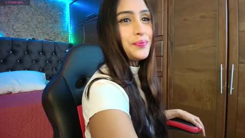 Sarah  online show from February 18, 1:29 pm