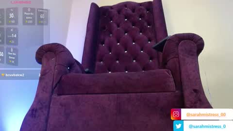 Sarah online show from November 7, 6:30 pm