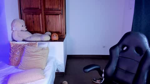 Sarah Independent model online show from January 6, 3:53 am