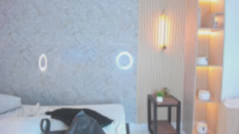 Snapshot of sarah_sanz chatting on October 6, 3:31 pm sarah online show from October 6, 3:31 pm