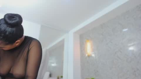 Snapshot of sarah_sanz chatting on November 11, 12:16 pm sarah online show from November 11, 12:16 pm