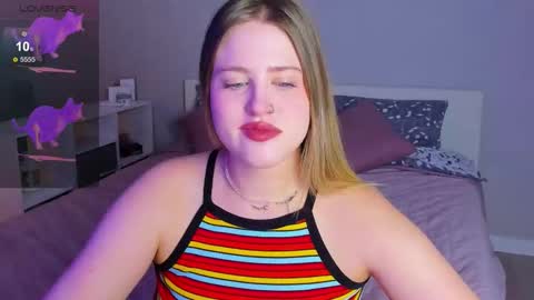 Sarah online show from November 9, 11:58 pm