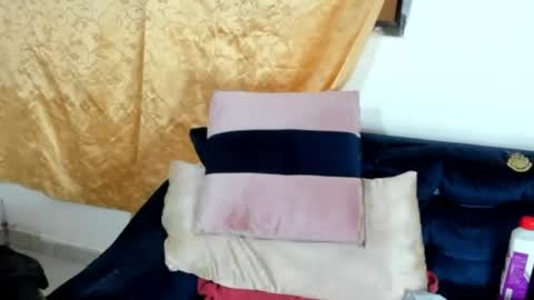 Snapshot of sarah_sweett chatting on July 2, 4:57 pm Sarah online show from July 2, 4:57 pm