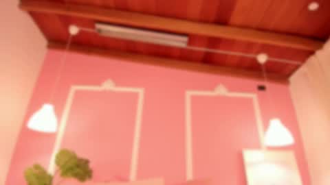   online show from March 6, 10:09 am