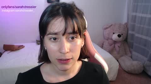 Snapshot of sarahdressler chatting on December 22, 1:34 am sarahdressler online show from December 22, 1:34 am