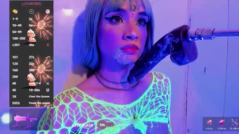 Snapshot of sarahi_camila chatting on November 21, 8:24 am online show from November 21, 8:24 am