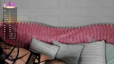 Snapshot of sarahmiler_ chatting on October 7, 11:51 am Sarah online show from October 7, 11:51 am