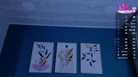 Snapshot of sarahmiler_ chatting on October 15, 11:43 am Sarah online show from October 15, 11:43 am