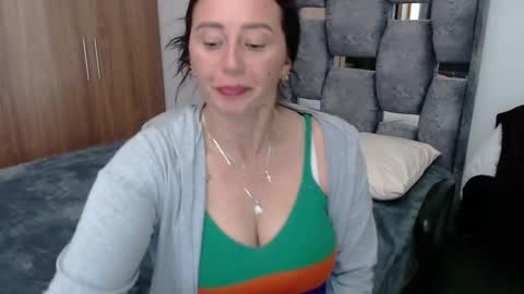 Lia online show from December 6, 9:13 pm