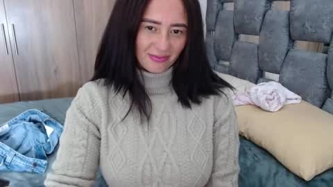Lia online show from March 5, 8:53 pm