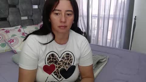Snapshot of sarahott_1 chatting on February 9, 12:31 pm Lia online show from February 9, 12:31 pm